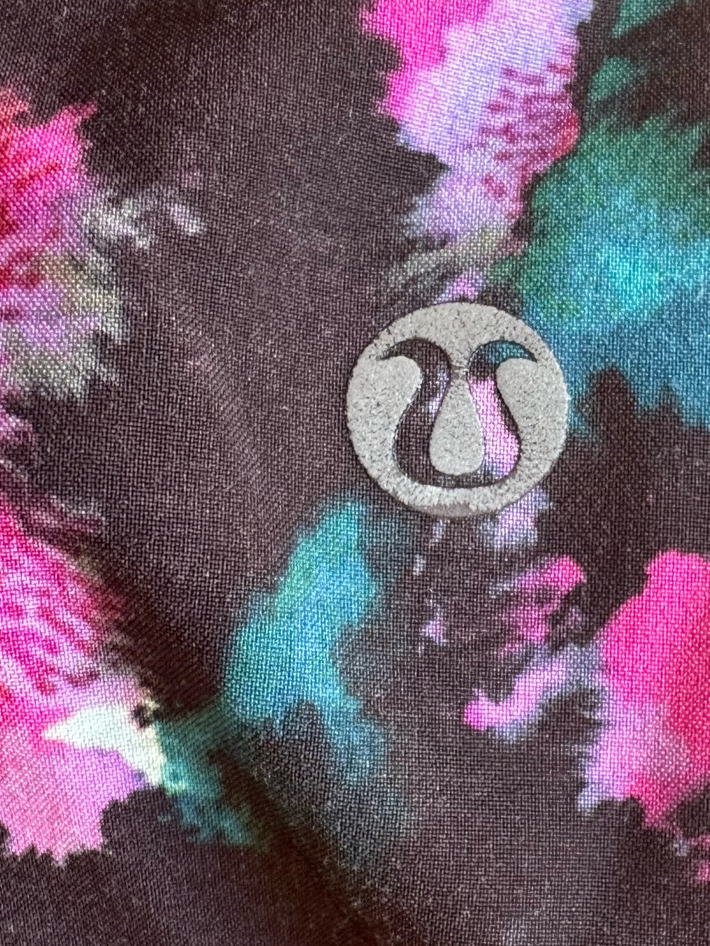 Lululemon Speed Short in Mini Midnight Bloom Black Deep Fuschia Black colorway - Picture 9 of 9